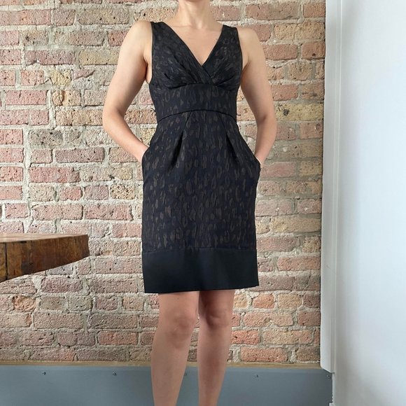 BCBGMaxAzria Dresses & Skirts - BCBG MaxAzria V-Neck minidress cocktail dresses